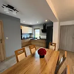 Osada Marcowa - Niebieski Z Sauna & Jacuzzi Chalet *