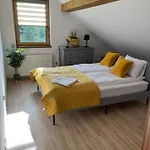 Osada Marcowa - Niebieski Z Sauna & Jacuzzi Chalet *