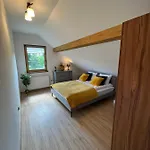 Osada Marcowa - Niebieski Z Sauna & Jacuzzi Chalet *