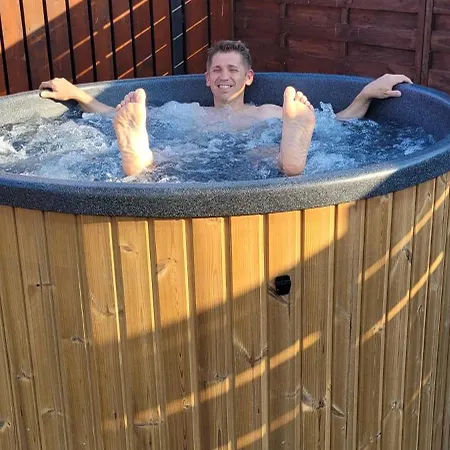 Osada Marcowa - Niebieski Z Sauna & Jacuzzi * 자코파네