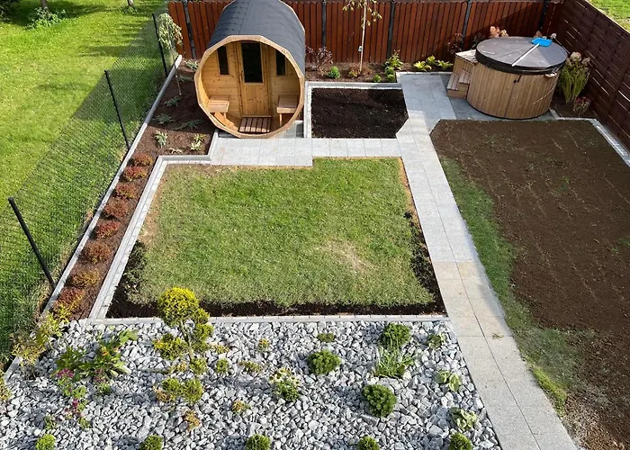 Osada Marcowa - Niebieski Z Sauna & Jacuzzi 木屋