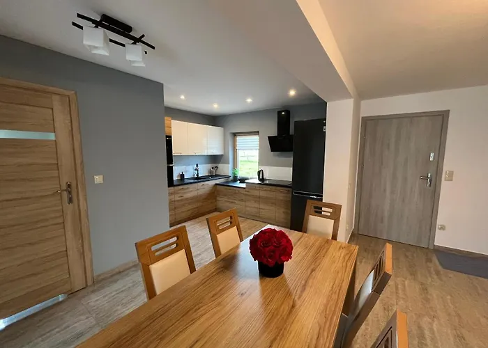 Osada Marcowa - Niebieski Z Sauna & Jacuzzi 木屋 *